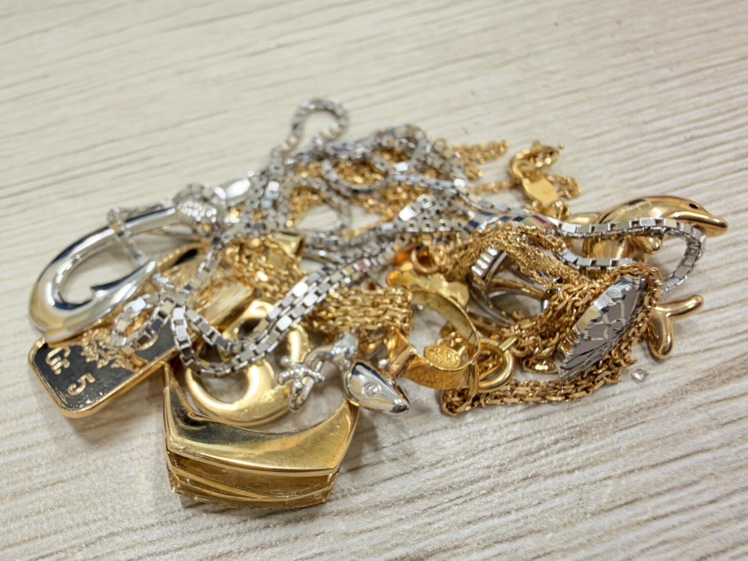 【貴金属　まとめ】を買い取りしました！イメージ