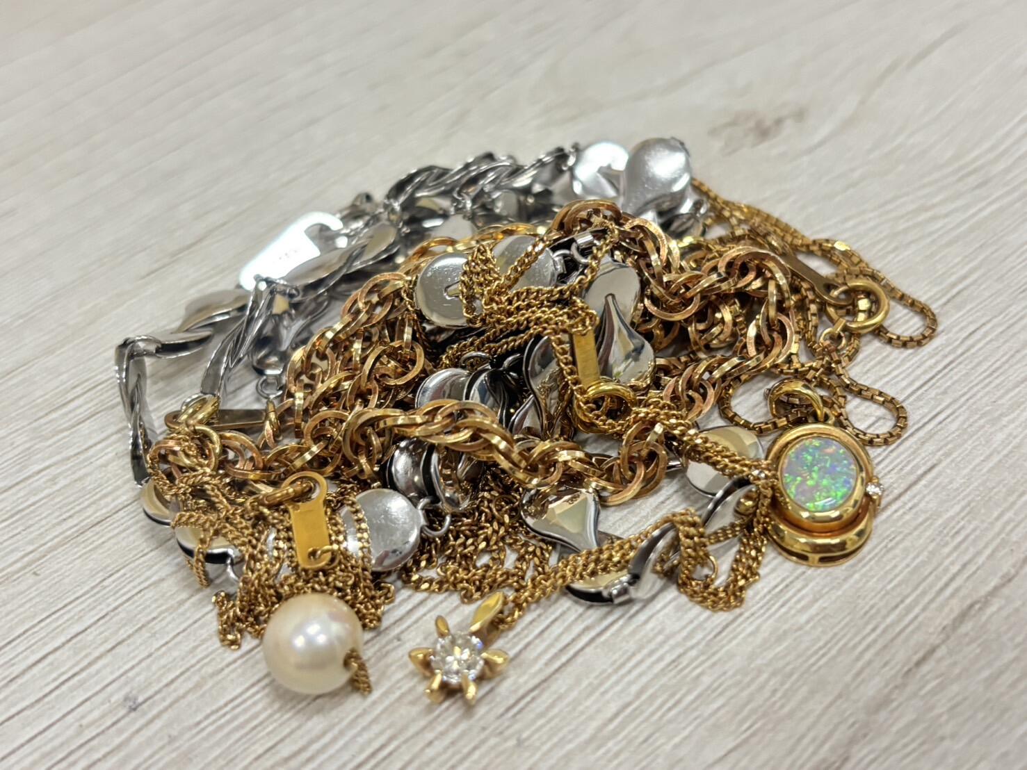 【貴金属まとめ】を買い取りしました！イメージ
