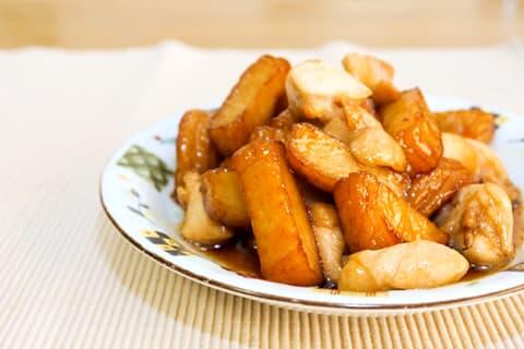 さつま揚げと鶏肉の和風炒め物
