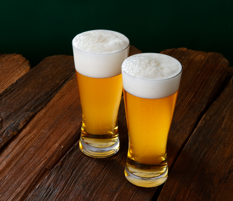 アサヒスーパードライ 小ジョッキ 451円/ 中ジョッキ 638円/ 大ジョッキ 858円
〈瓶ビール〉
アサヒスーパードライ
638円
キリンラガービール
638円
サッポロ黒ラベル
638円
〈ノンアルコールビール〉
ドライゼロ
440円